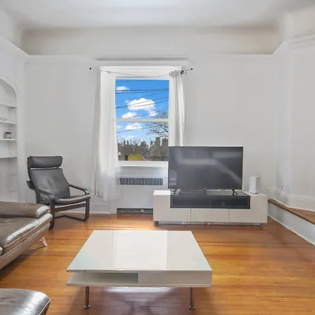 3Br Skyline Apt In Bustling District I Great Value Nj5